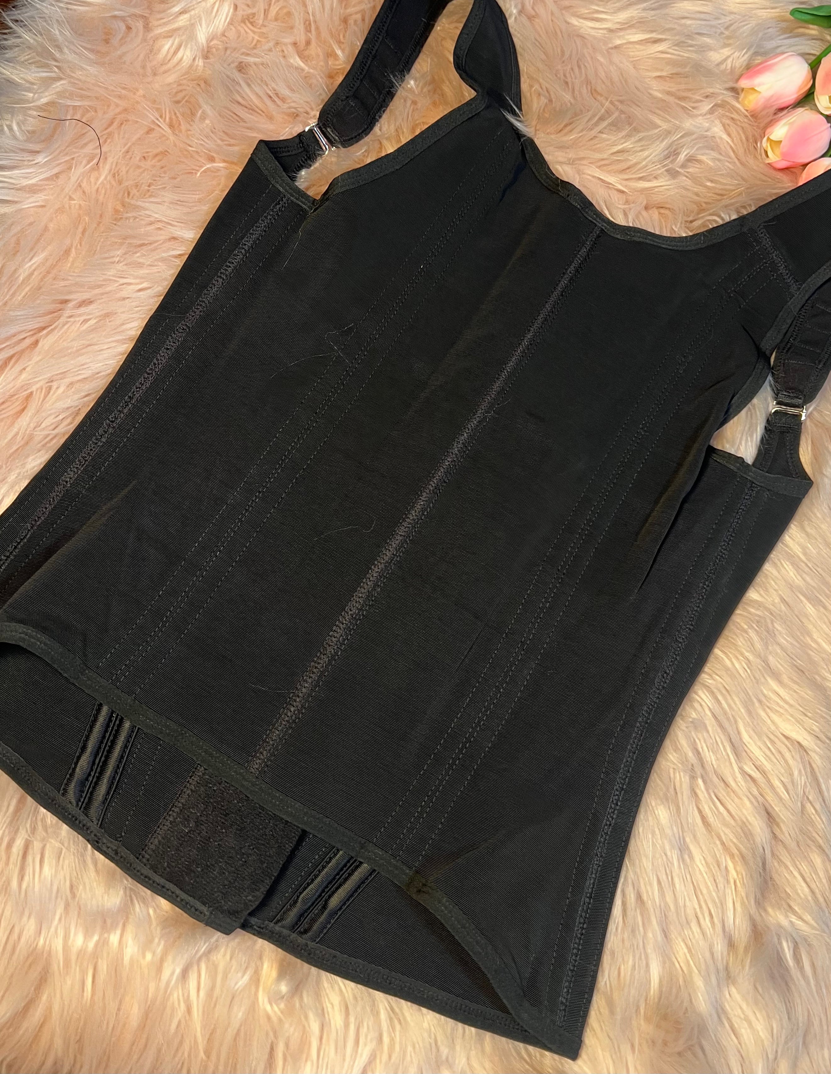 Gaine colombienne en bretelles