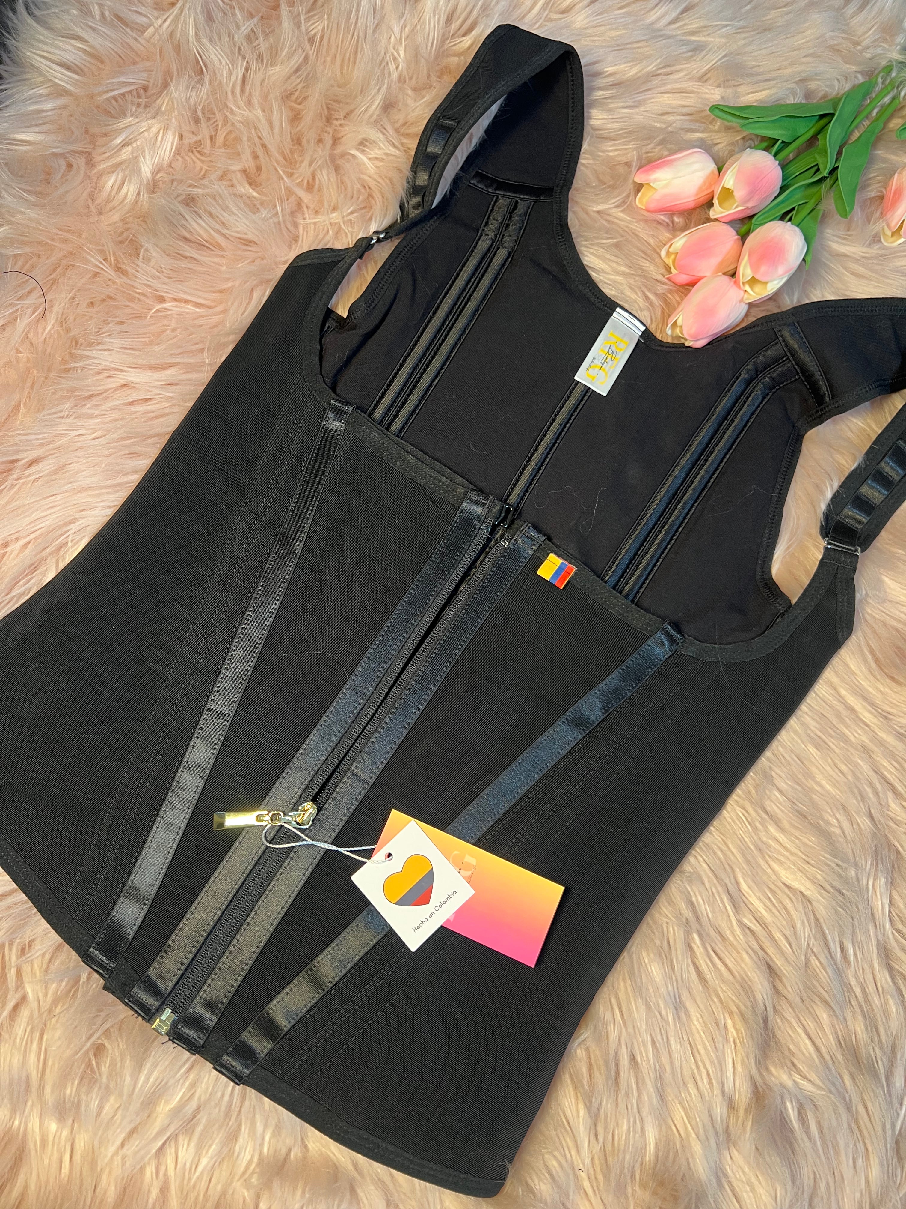 Gaine colombienne en bretelles