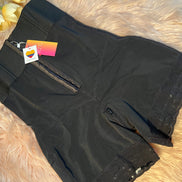 Short gainant remonte fesse taille haut
